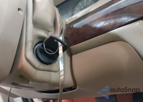 2007 Mercury Grand Marquis Ls from USA, damaged, VIN 2MEHM75VX7X606002